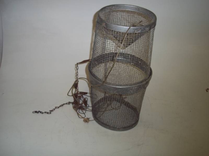 lot 275 image: Minnow Trap