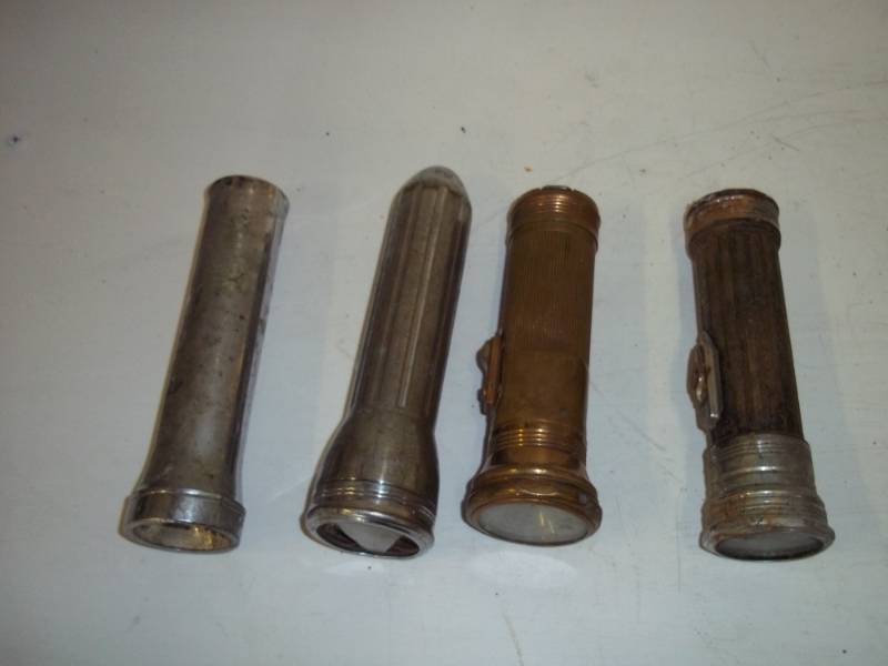 lot 302 image: 4 Vintage Flashlights