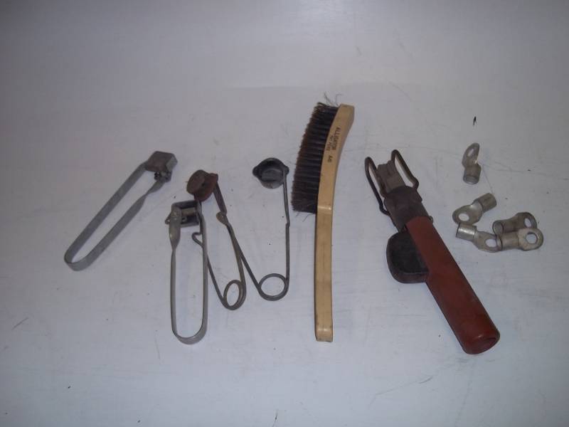 lot 318 image: Welding Supplies