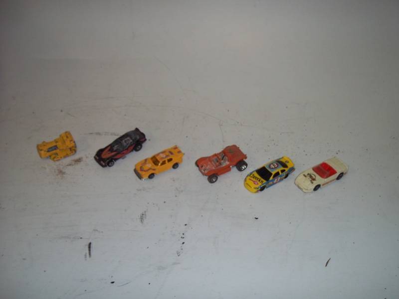 lot 335 image: 6 Toy Cars