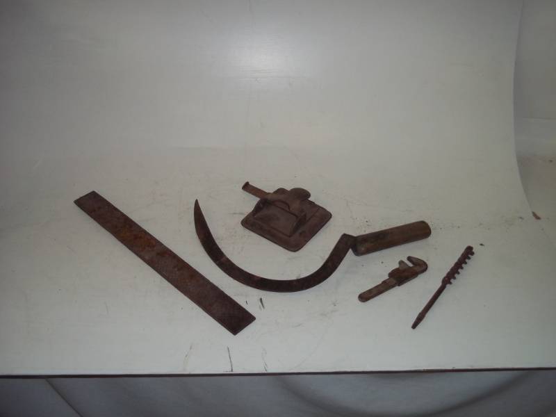 lot 386 image: Vintage Tools