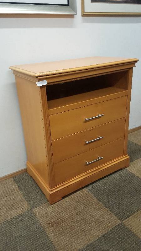 lot 10 image: 3 Drawer TV Cabinet.  Heavy Costruction.  Lots of Solid Maple.  Very Heavy