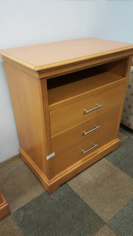lot 11 image: 3 Drawer TV Cabinet. Heavy Costruction. Lots of Solid Maple. Very Heavy