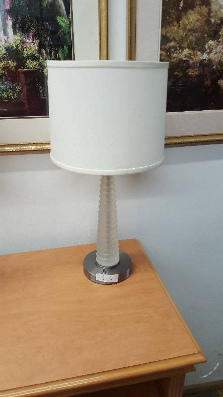 lot 22 image: Modern Syle Bed Side  Table Lamp and Shade