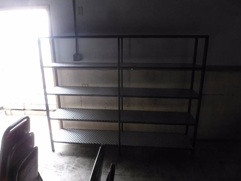 lot 49 image: Steel Shelf Unit