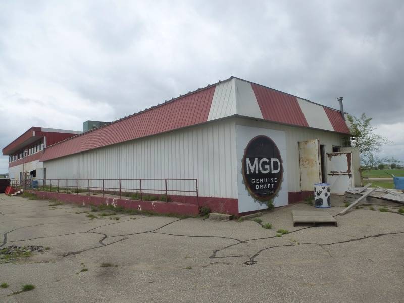 lot 2 image: I-94 Raceways Building #2