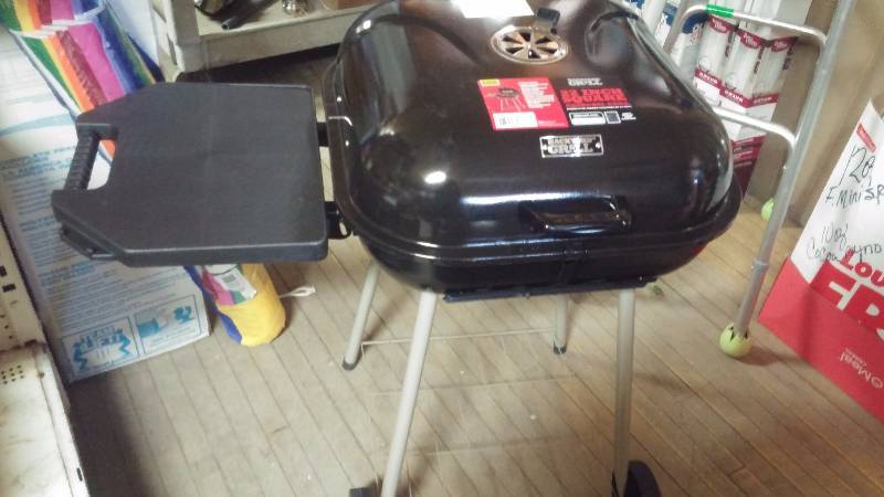 22 Inch Square Charcoal Grill