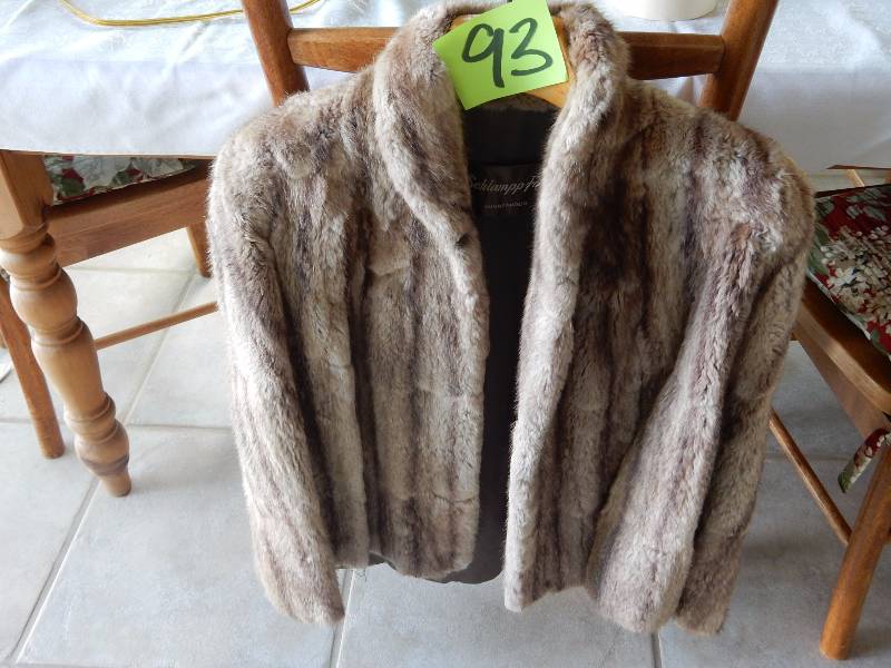 lot 93 image: Schlampp furs Minneapolis.. Medium Size Muskrat  Cape.. Very good shape.
