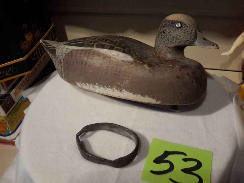 lot 53 image: VINTAGE Decoy, with Weight