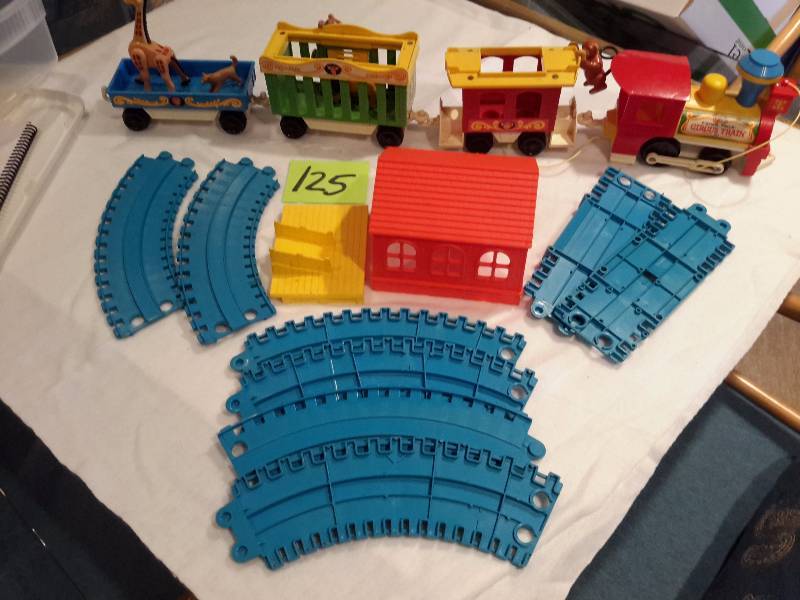 lot 125 image: Fisher Price Circus Train Set.