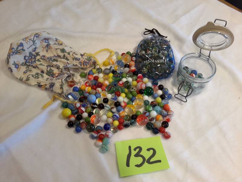 lot 132 image: Vintage Marbles as pictured