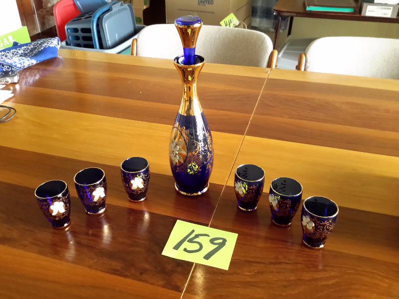 lot 159 image: Glass Caraff and 6 matching Glasses.