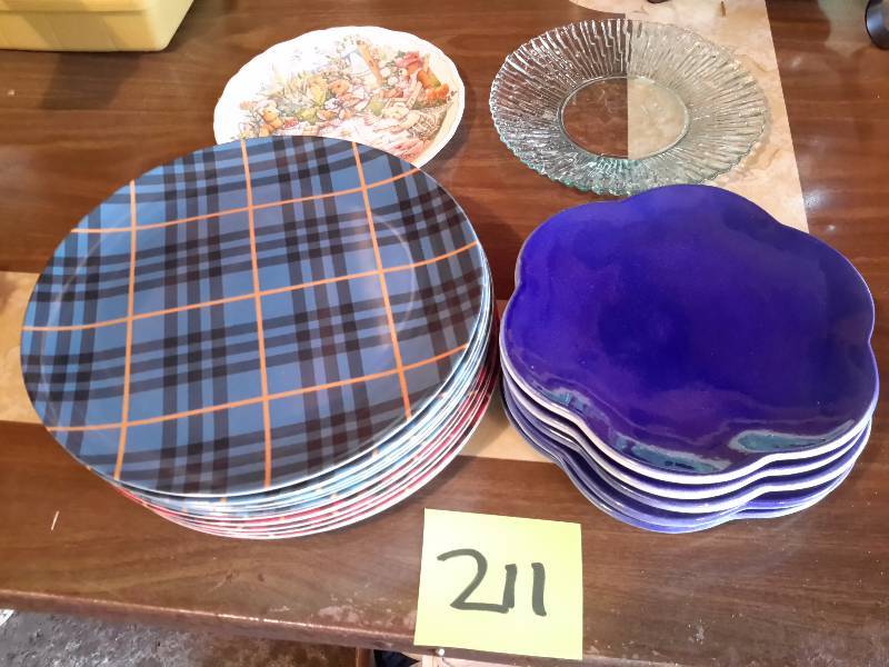 lot 211 image: Misc. Plates.. 15 Red and Blue Plaid.  6, Blue Glass tufted edge, 2 misc. plates