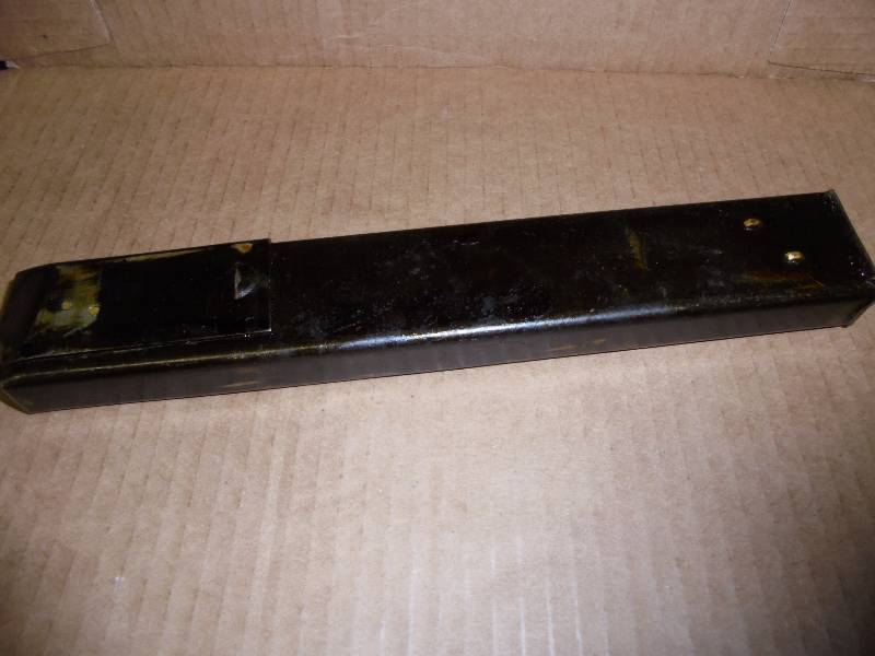 lot 43 image: Sten Subgun Magazine, 9mm, 32 round