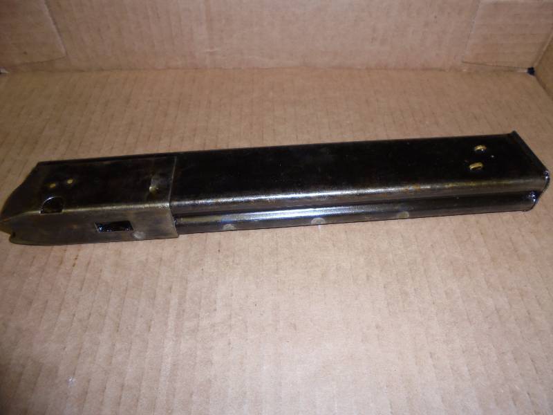 lot 45 image: Sten Subgun Magazine, 9mm, 32 round