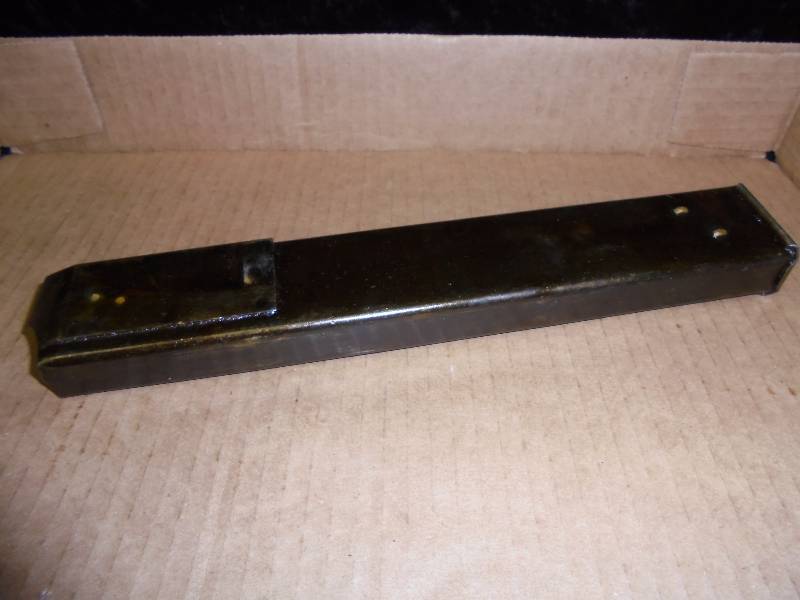 lot 46 image: Sten Subgun Magazine, 9mm, 32 round