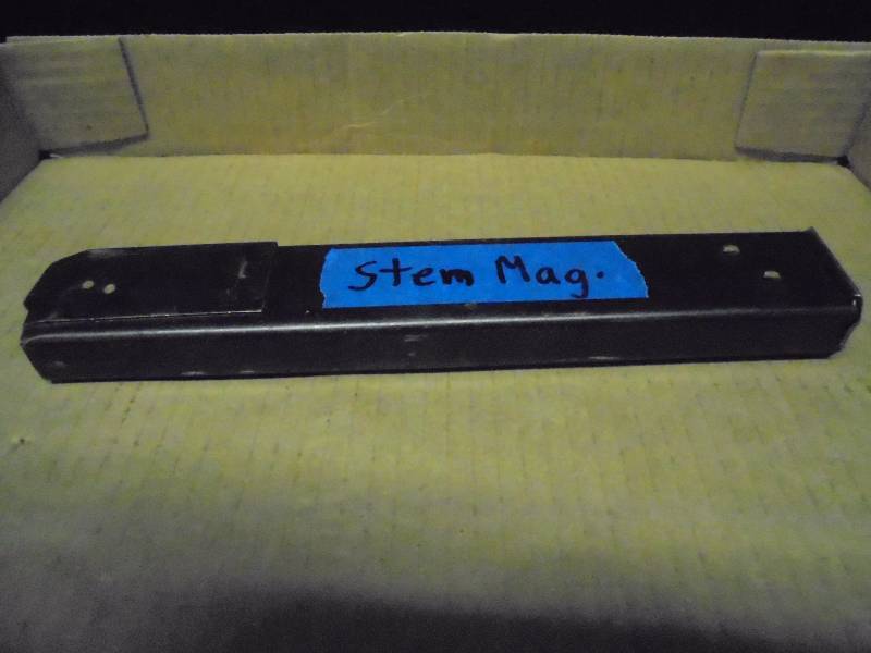 lot 47 image: Sten Subgun Magazine, 9mm, 32 round