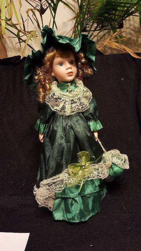 Porcelain doll - Green dress