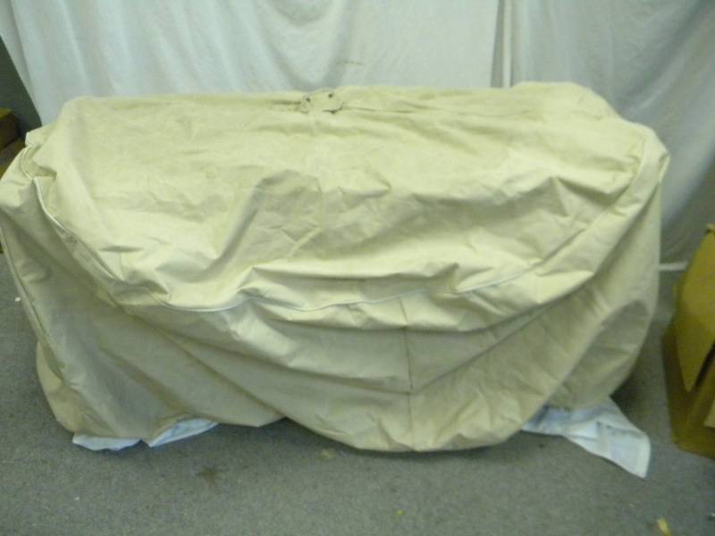 Round Table Cover