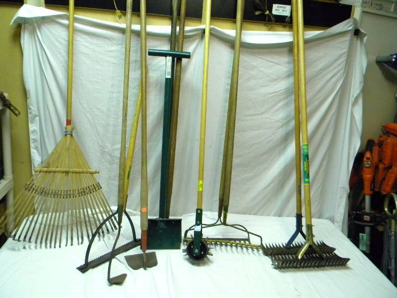 Lawn tools