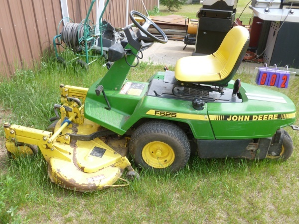 SnS Auctions # 214 Summer tools.
