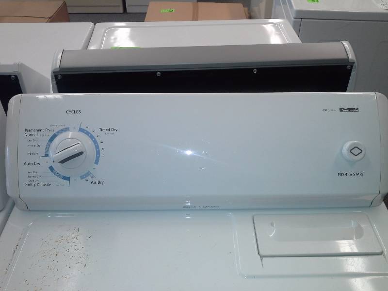 lot 18 image: Kenmore Heavy Duty Super Capacity Plus Dryer