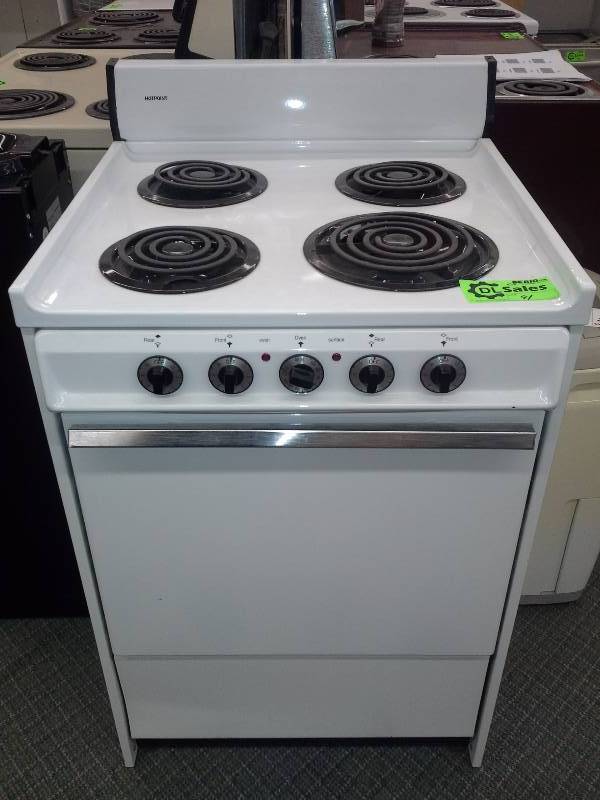 lot 91 image: Hotpoint Stove Top Oven(Small)