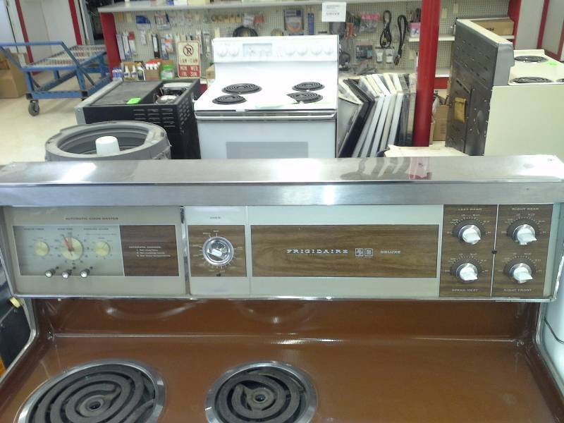vintage frigidaire compact 30 stove