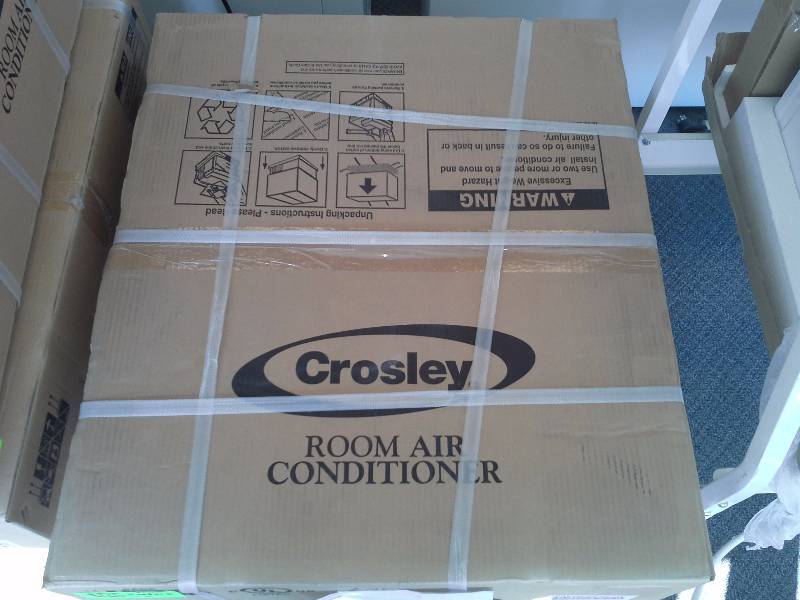 lot 8 image: Crosley Air Conditioner