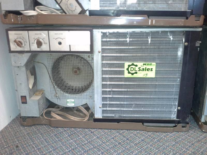 lot 113 image: Air Conditioner(GE Sleeve replacement wall unit)
