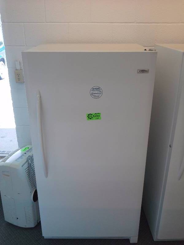 lot 154 image: Crosley Standup Freezer(17.3 Cu. Ft.)