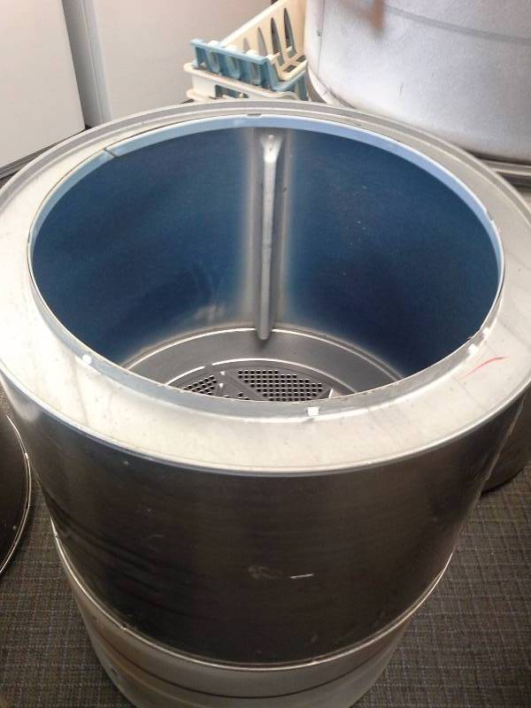 lot 179 image: Dryer Drum