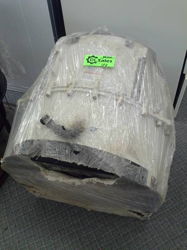 lot 188 image: Frigidaire front load tub assembly