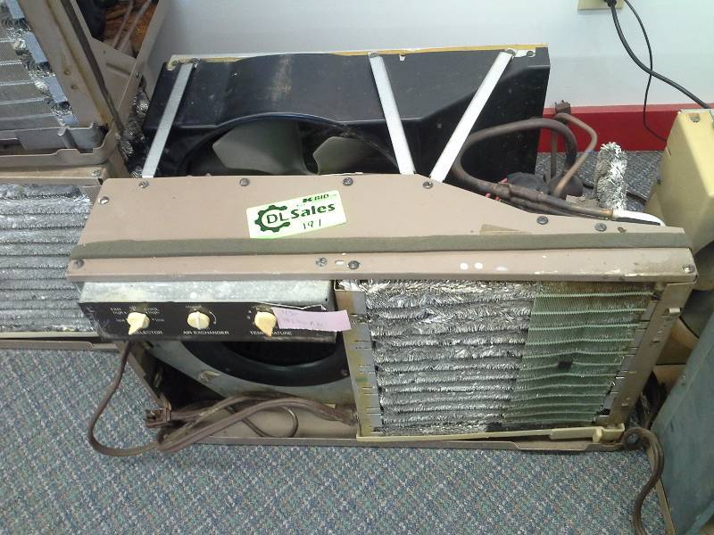 lot 191 image: Air Conditioner(GE Sleeve replacement wall unit)