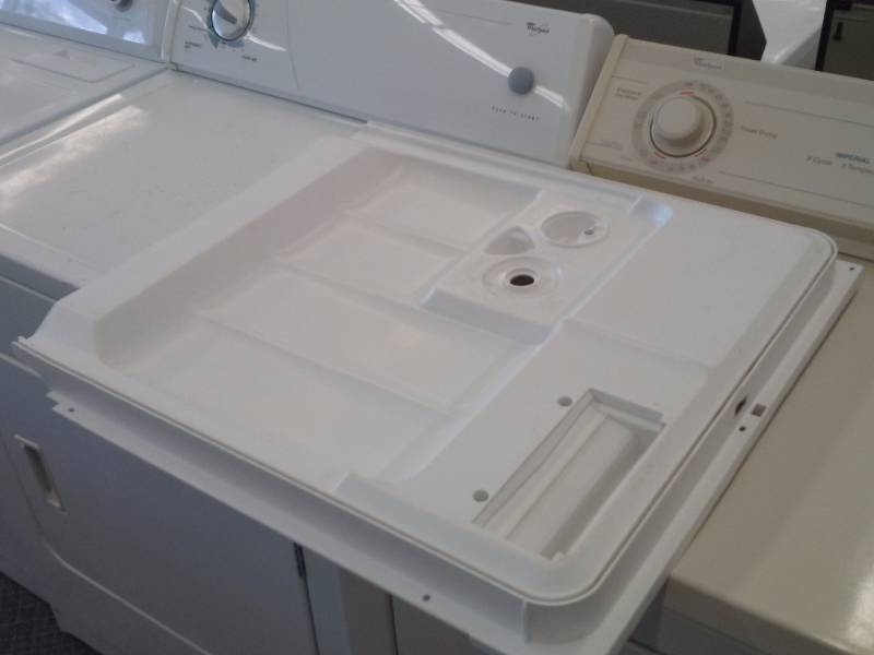 lot 196 image: GE Dishwasher Inner Door Panel