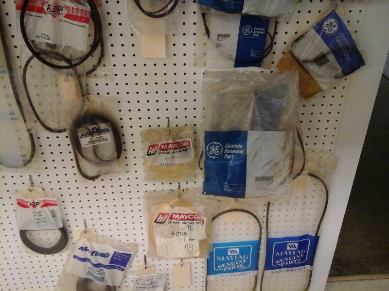 lot 338 image: Belts