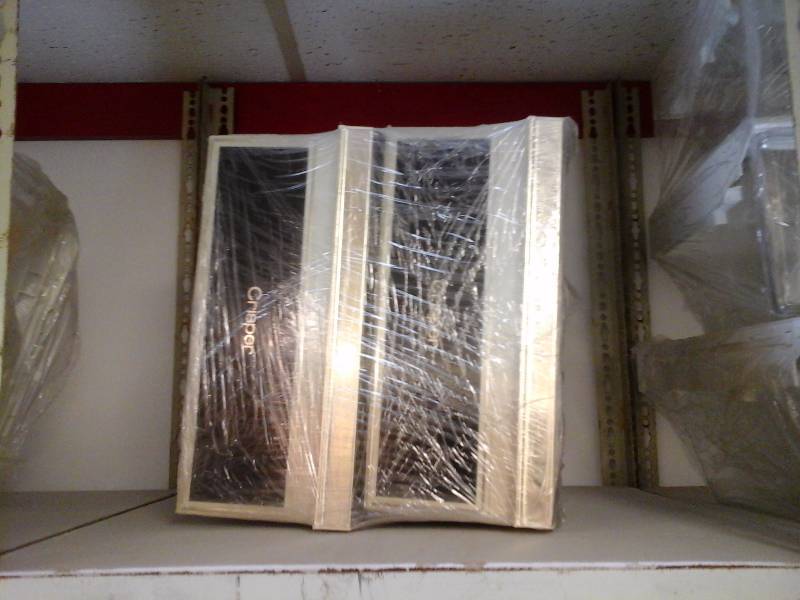 lot 347 image: Refrigerator Drawers and Shelves