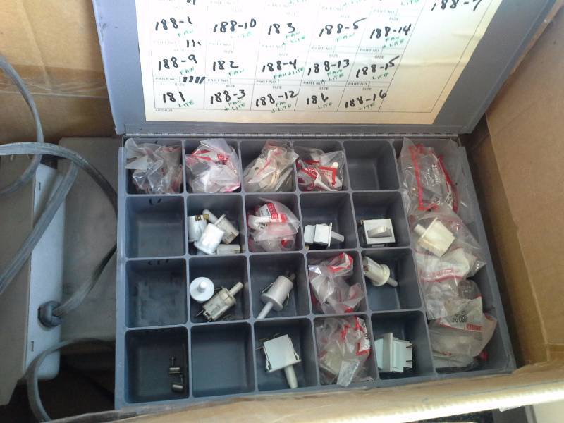 lot 363 image: Refrigerator and Freezer Door Light Micro Switches