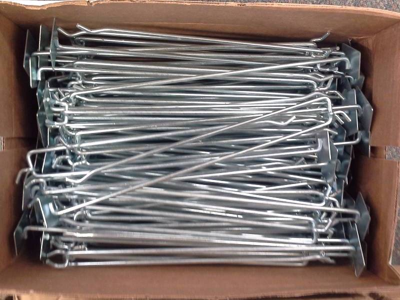 lot 381 image: Metal Display Hooks