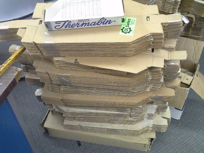 lot 382 image: SortingDisplay Cardboard Boxes