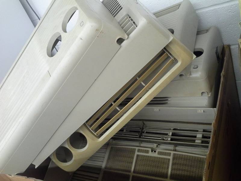 lot 388 image: Air Conditioner Covers