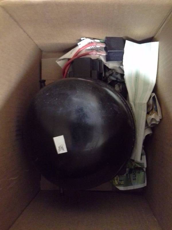 lot 413 image: Compressor
