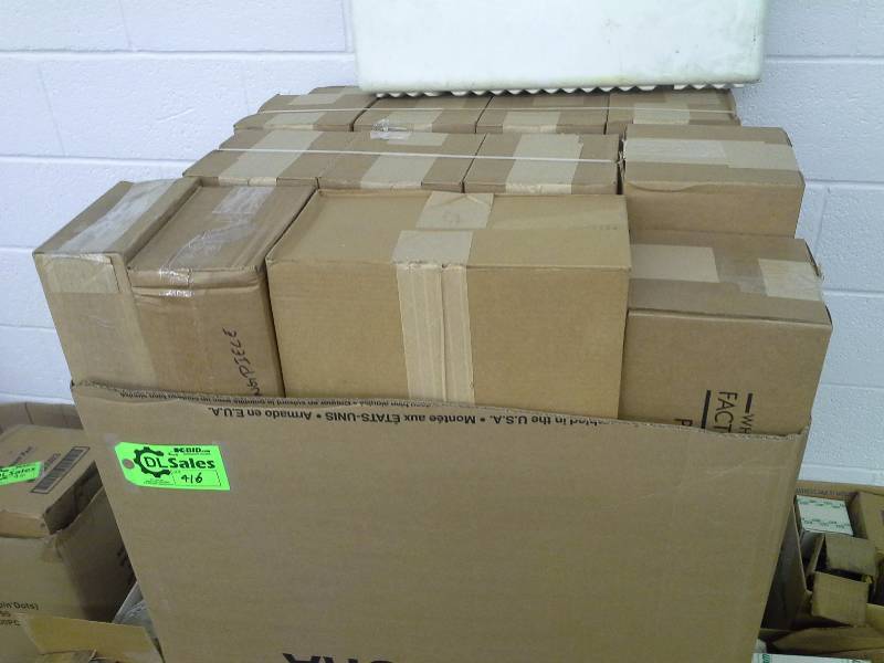 lot 416 image: Huge Box of Appliance Parts