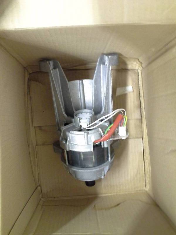 lot 418 image: Compressor and Motor