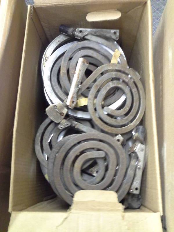 lot 427 image: Burners and Burner Rings