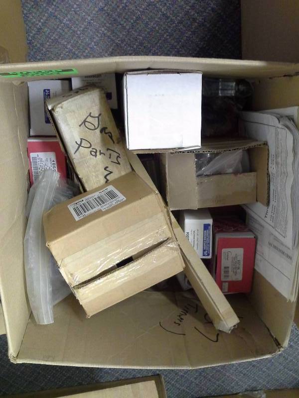 lot 429 image: Box of Appliance Parts