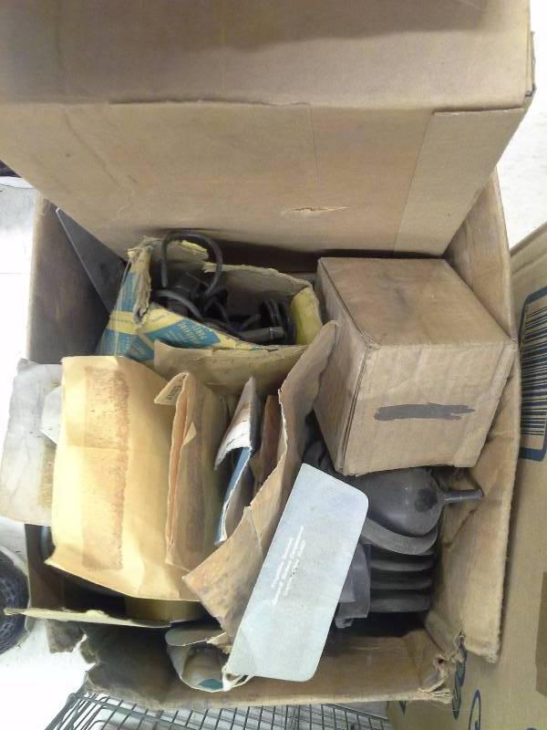 lot 457 image: Box of Appliance Parts