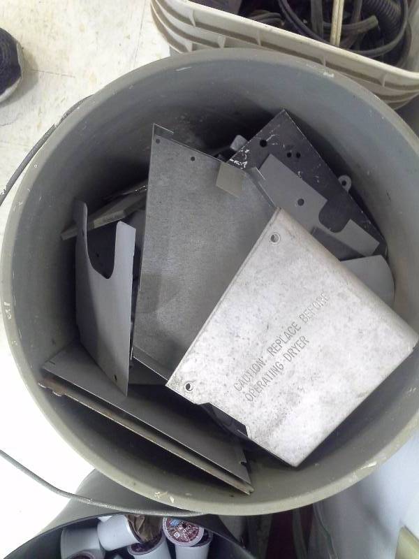 lot 478 image: Metal Plates