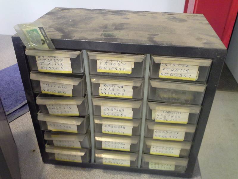 lot 480 image: Appliance Parts
