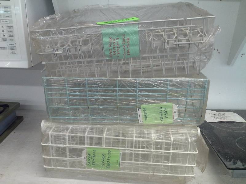lot 518 image: Dishwasher Racks